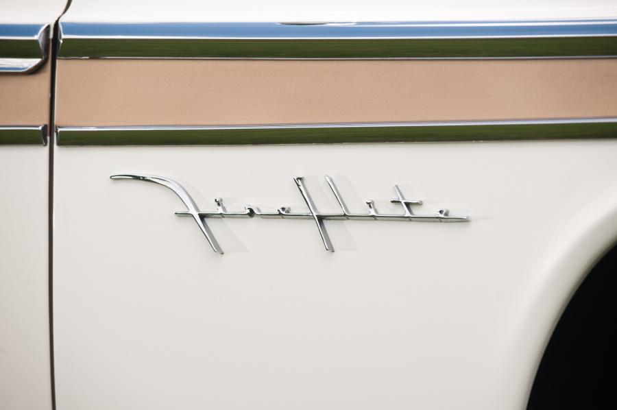 Логотип DeSoto Fireflite Indy 500 Pacesetter (S-24) 1956 года  (фото 23 из 35)